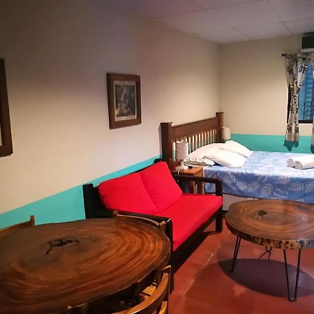 Hostal Harvest House León Exterior foto